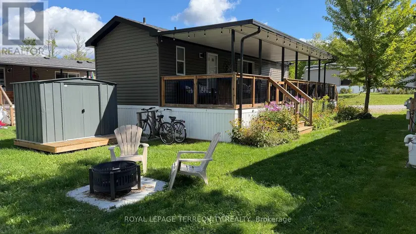 Detached at 319 ROCKVIEW, Selwyn