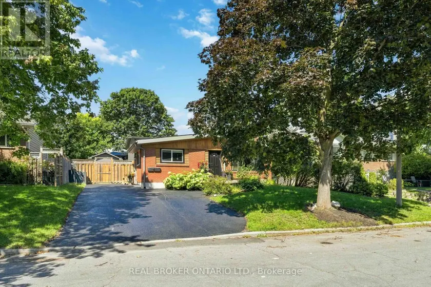 Detached at 1849 FLORIDA AVENUE, Ottawa