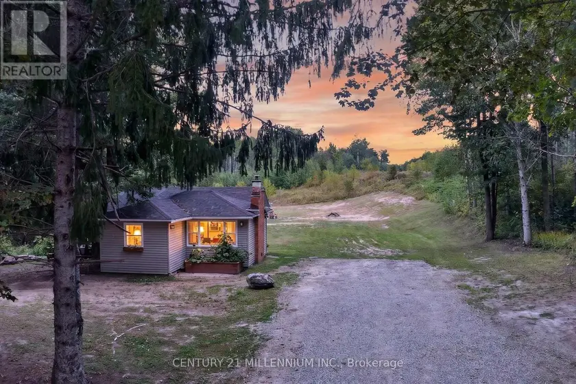 Detached at 938289 AIRPORT ROAD, Mulmur