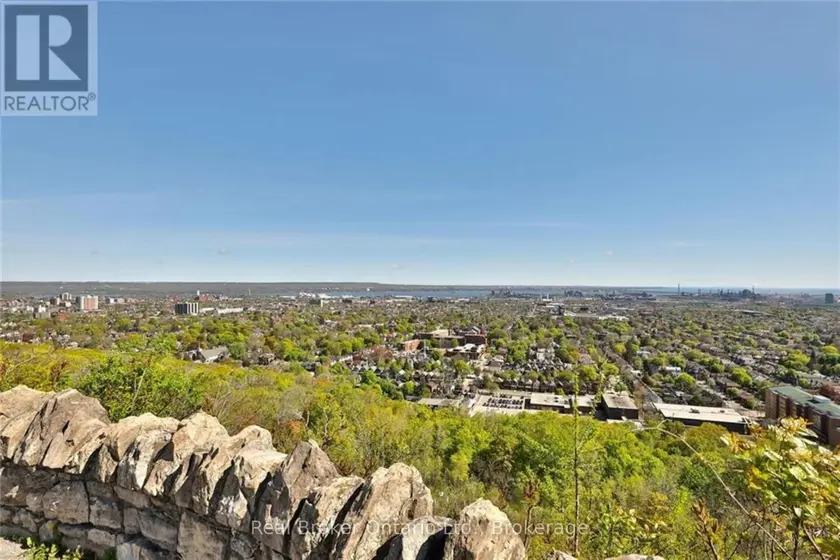 Apartment at 205C - 5 EAST 36TH STREET, Hamilton