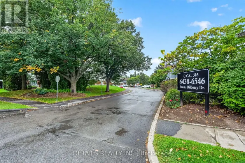 Apartment at 303 - 6532 BILBERRY DRIVE, Ottawa