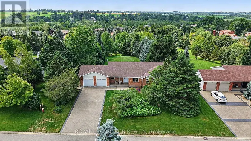 Detached at 12 PETER STREET, Amaranth