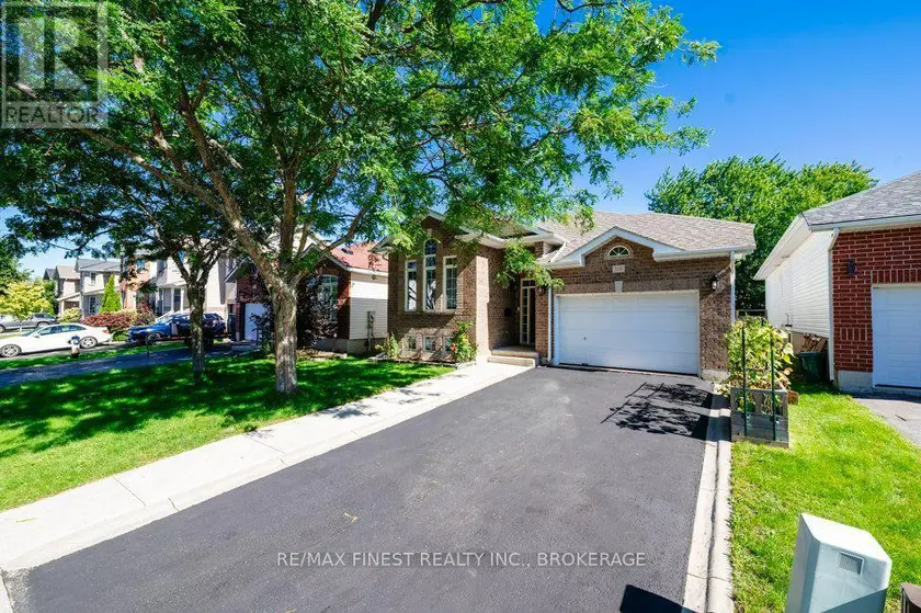 Detached at 380 QUARRY POND COURT, Kingston