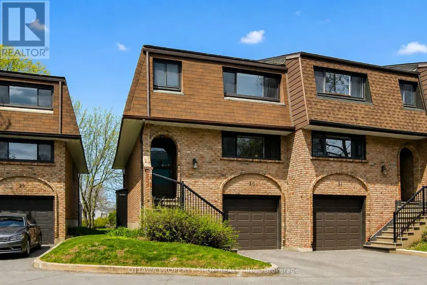 Townhouse at #30 - 2 BERTONA STREET, Ottawa