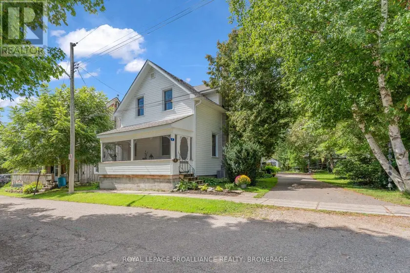 Detached at 4 MILLER STREET, Lansdowne Village