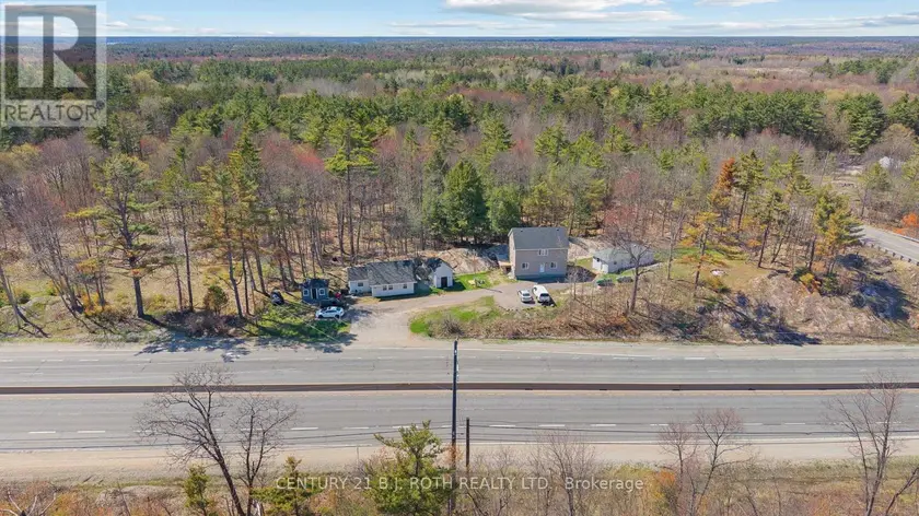 Detached at 1411 11 HIGHWAY S, Gravenhurst