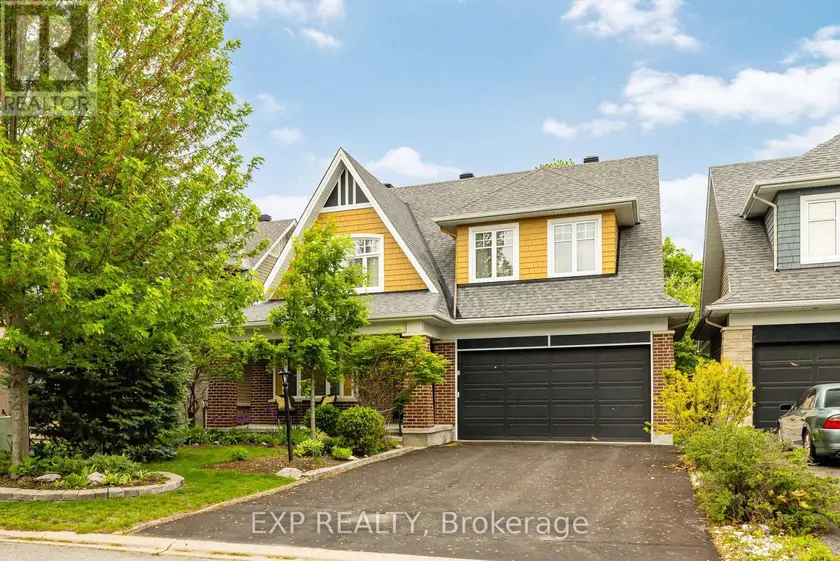 Detached at 36 OAKBRIAR CRESCENT, Ottawa