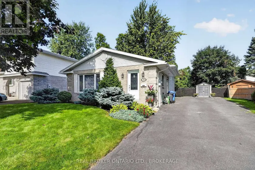 Detached at 858 CHELSEA CRESCENT, Cornwall