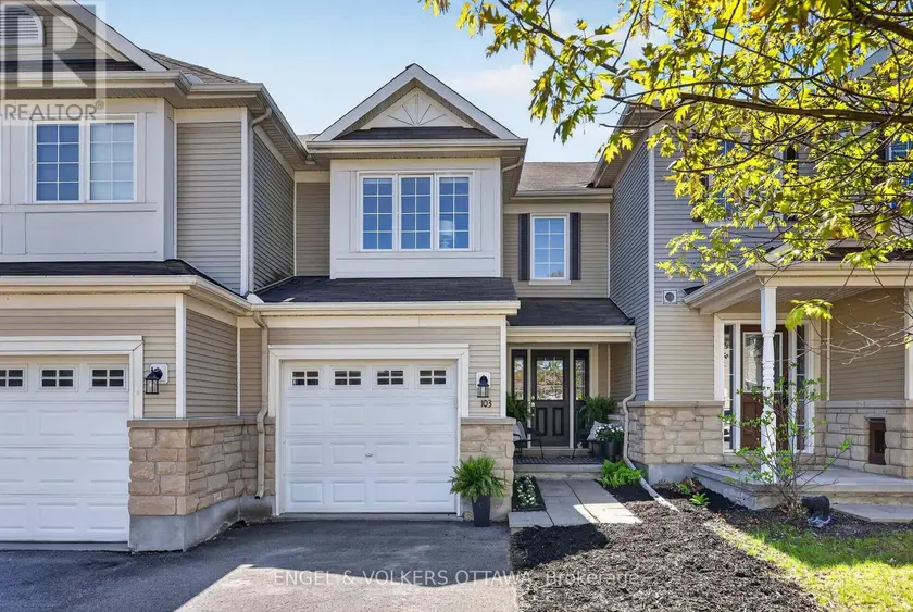 Townhouse at 103 GOLDWOOD PRIVATE, Ottawa