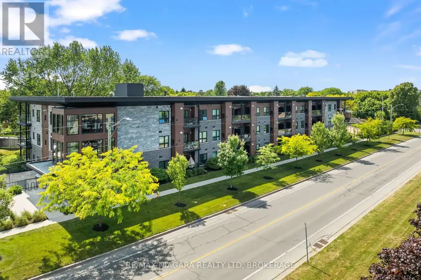 Apartment at 203 - 212 LAKEPORT ROAD, St. Catharines