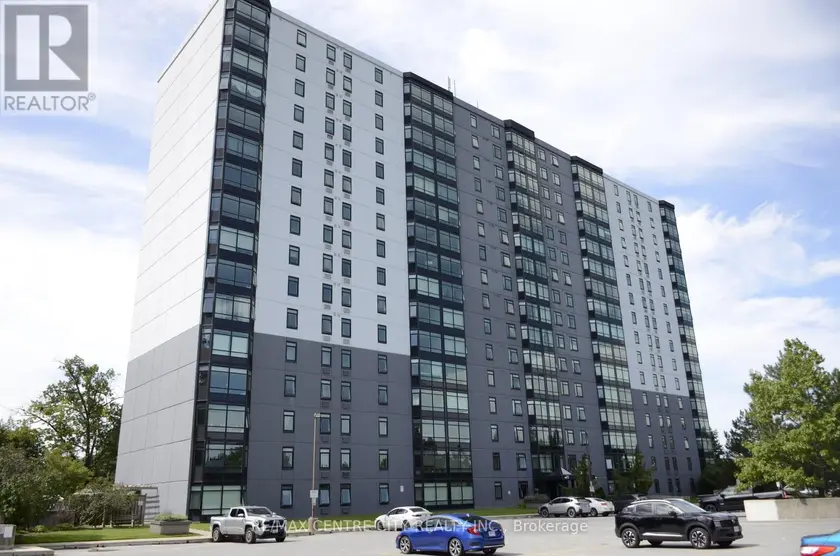 Apartment at 315 - 45 POND MILLS ROAD, London
