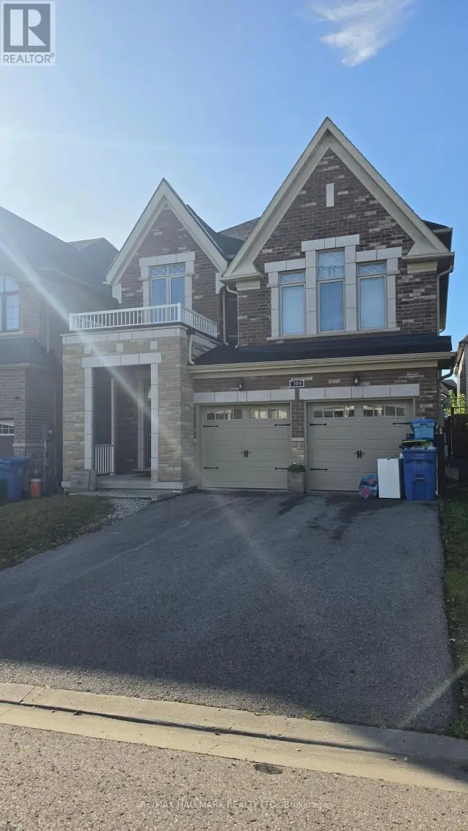 Detached at 109 CHESSINGTON AVENUE, East Gwillimbury