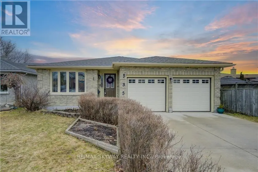 Detached at UPPER - 535 APPLEDALE CRESCENT, Waterloo
