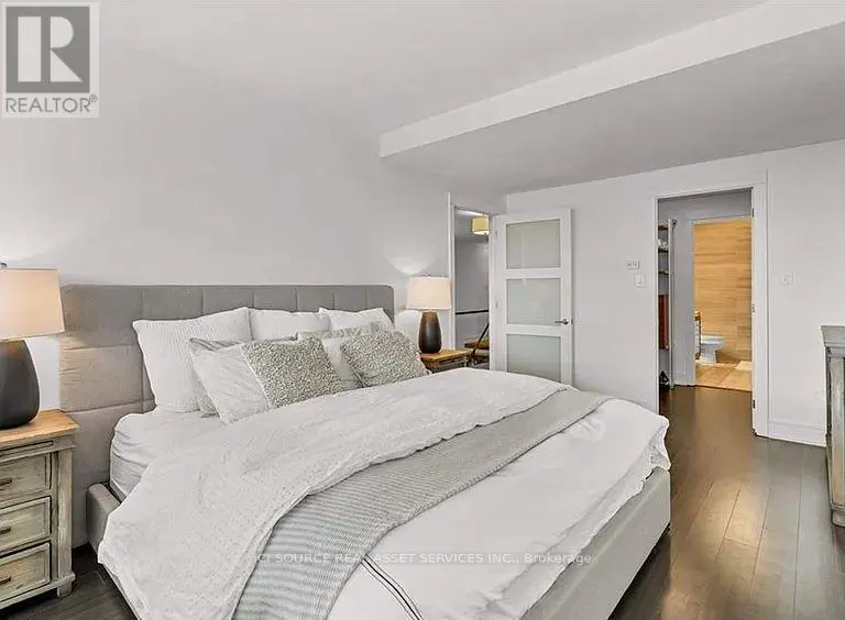 Apartment at 707 - 112 BENTON STREET, Kitchener