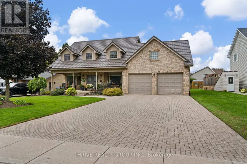 Detached at 310 HURON STREET W, South Huron