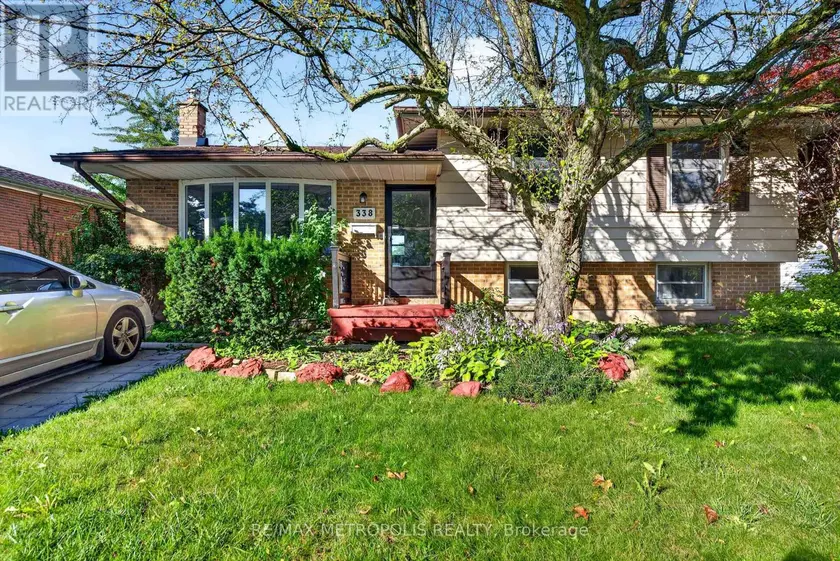 Detached at 338 MILLBANK DRIVE, London South