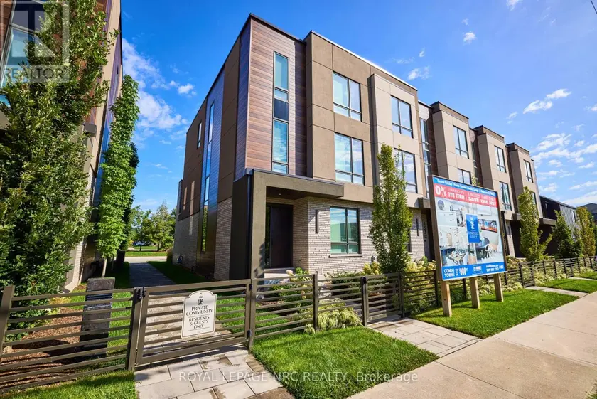 Townhouse at A - 153 PORT ROBINSON ROAD, Pelham