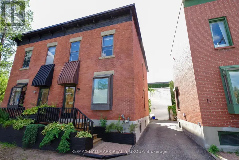 Semi-Detached/Link at 88 KING EDWARD AVENUE, Ottawa