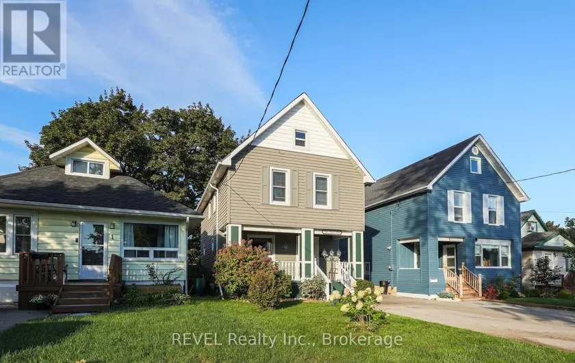 Detached at 3 VICTORIA STREET, St. Catharines