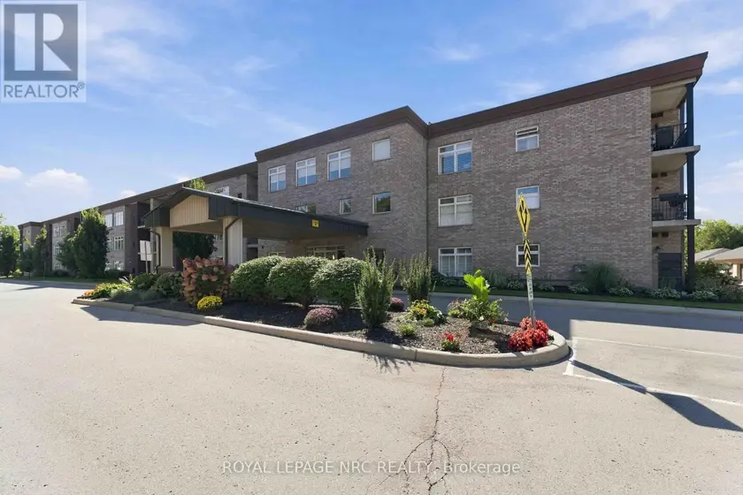 Apartment at 312 - 4644 PETTIT AVENUE, Niagara Falls