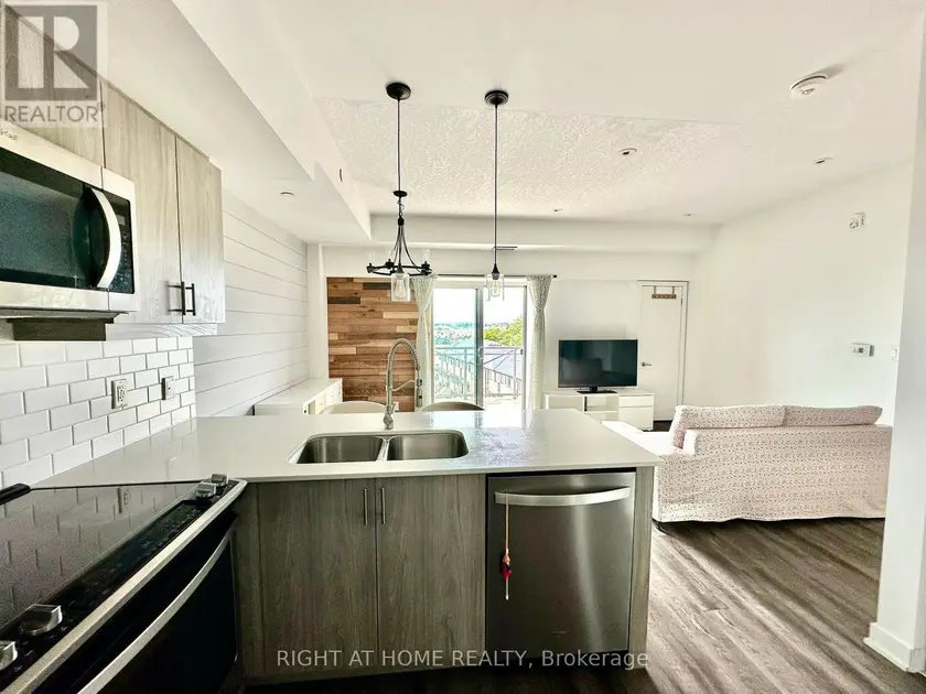 Apartment at 516 - 16 MARKLE CRESCENT, Hamilton