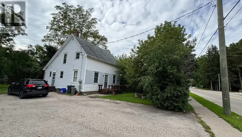 Multiplex at MAIN - 332 COLBORNE STREET, Central Elgin