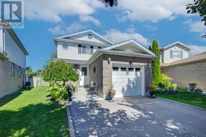 Detached at 351 NORTHVIEW HEIGHTS PLACE, Cambridge