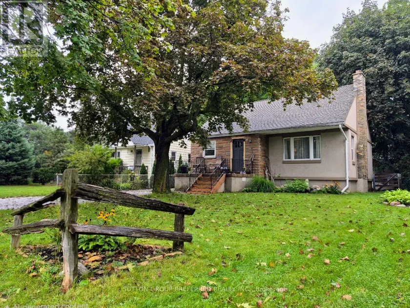 Detached at 208 LINWOOD STREET, London East