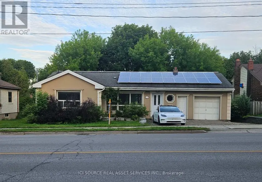 Detached at 52 SPEEDVALE AVENUE W, Guelph