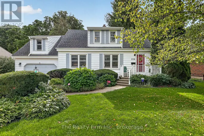 Detached at 216 BOWER HILL ROAD, Woodstock