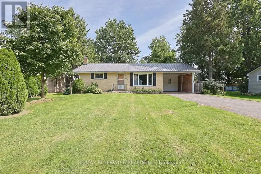 Detached at 194 WEST PARK DRIVE, North Middlesex