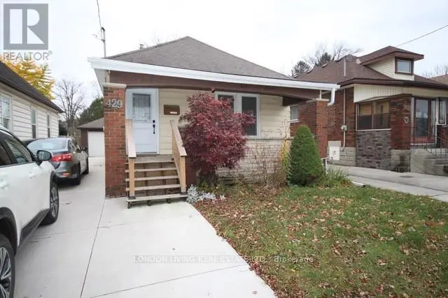 Detached at 429 BURBROOK PLACE, London East