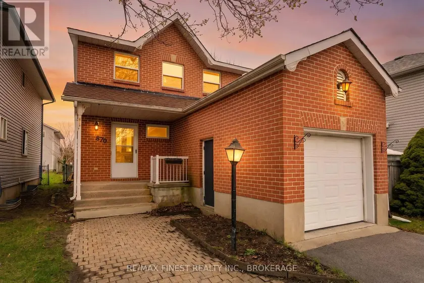 Detached at 870 WALKER COURT, Kingston