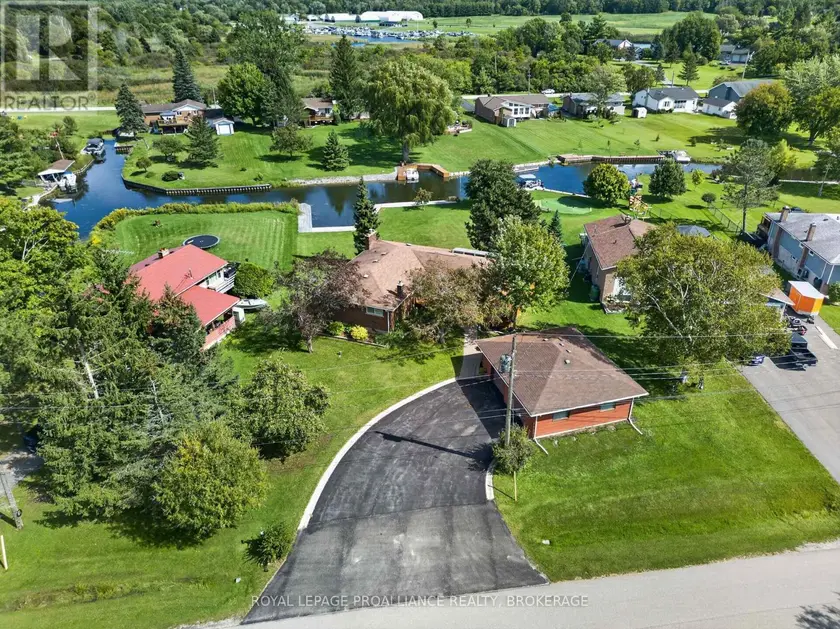 Detached at 38 WILLOWBANK ROAD W, Gananoque