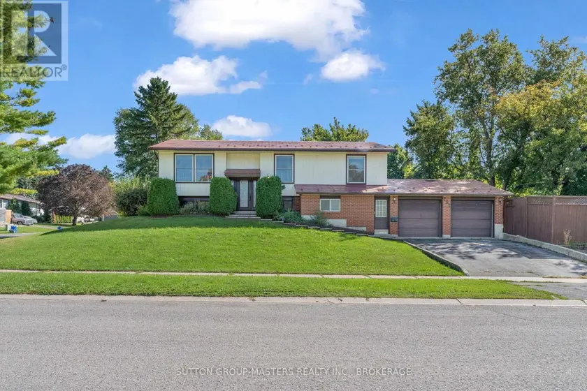 Detached at 752 HIGH GATE PARK DRIVE, Kingston