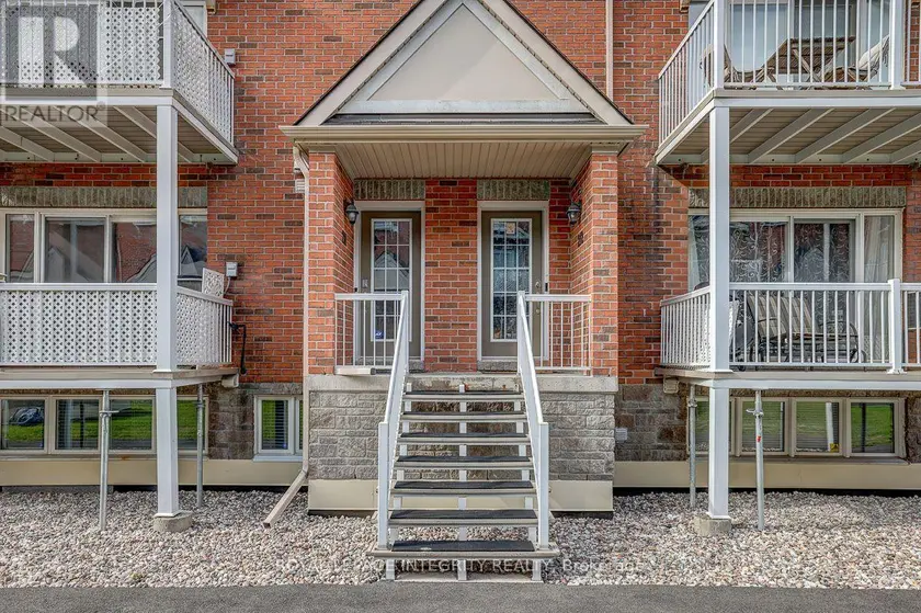 Townhouse at 211 - 3275 ST JOSEPH BOULEVARD, Ottawa