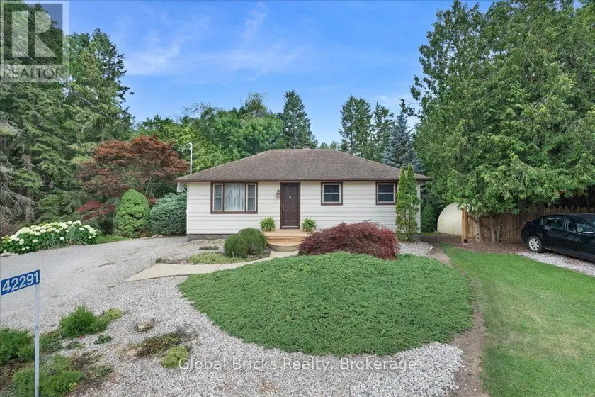 Detached at 42291 JOHN WISE LINE, Central Elgin