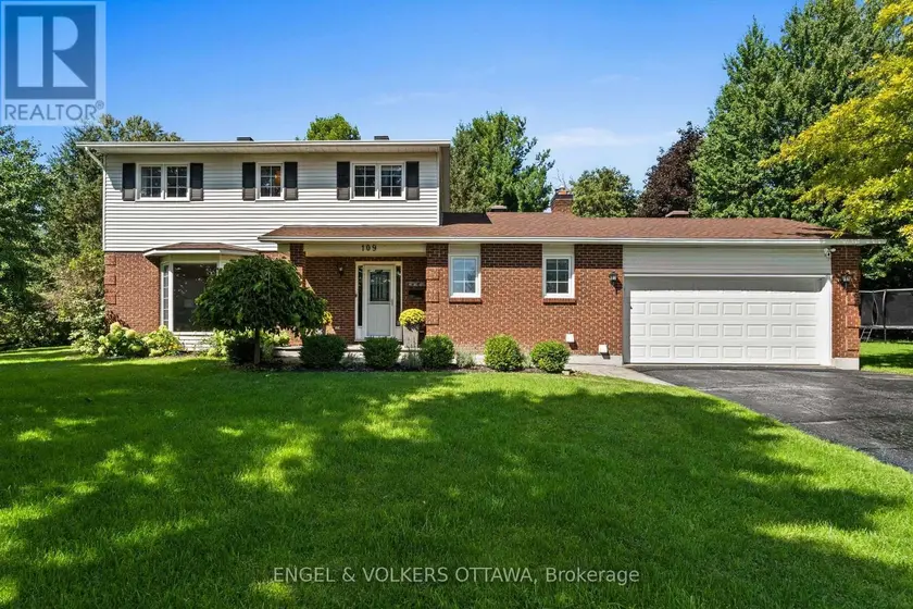 Detached at 109 INNISKILLIN DRIVE, Ottawa