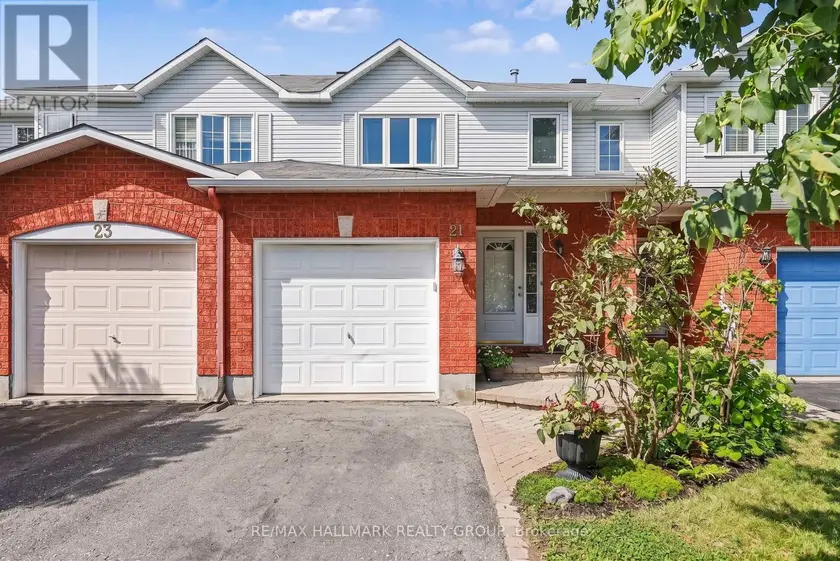 Townhouse at 21 NOBLETON AVENUE, Ottawa