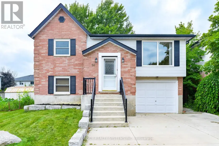 Detached at UPPER - 36 ENFIELD DRIVE, Cambridge