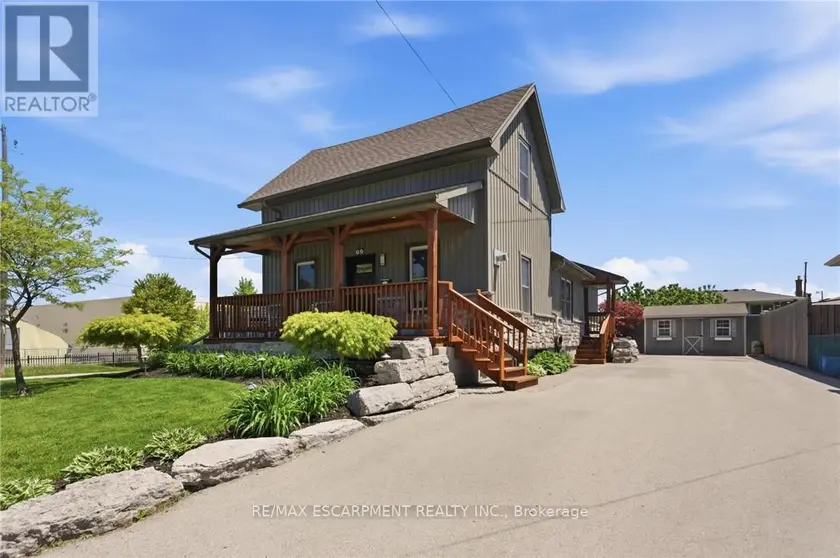 Detached at 69 NASH ROAD S, Hamilton