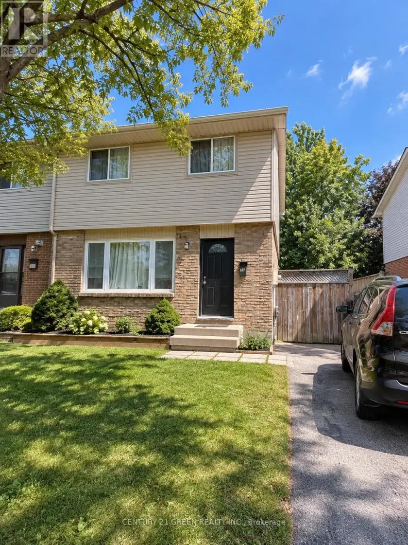 Semi-Detached/Link at BSMT - 32 ELVIRA CRESCENT, London South