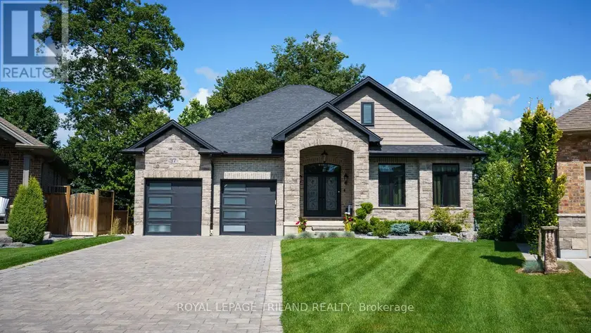 Detached at 37 ASHBY CRESCENT, Strathroy-Caradoc