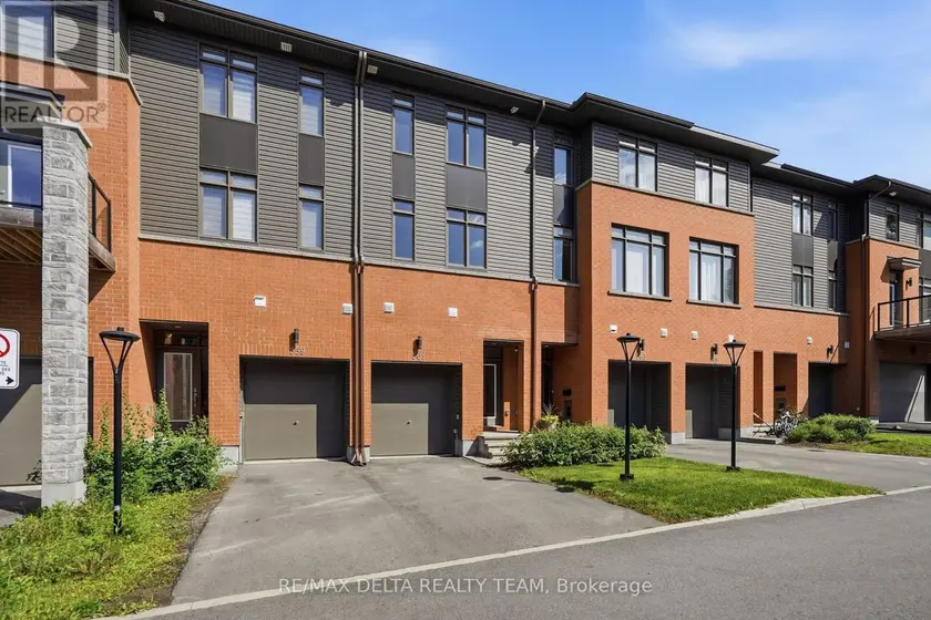 Townhouse at 561 HALO PRIVATE, Ottawa