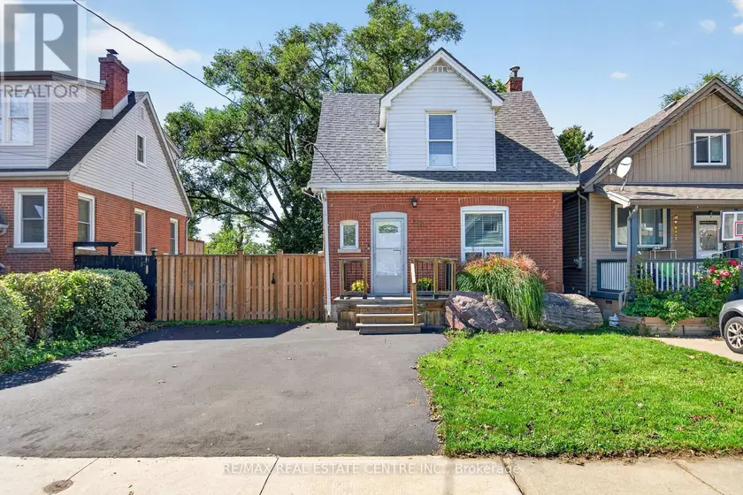 Detached at 56 EAST 23RD STREET, Hamilton