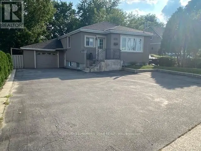 Detached at 561 MOHAWK ROAD W, Hamilton