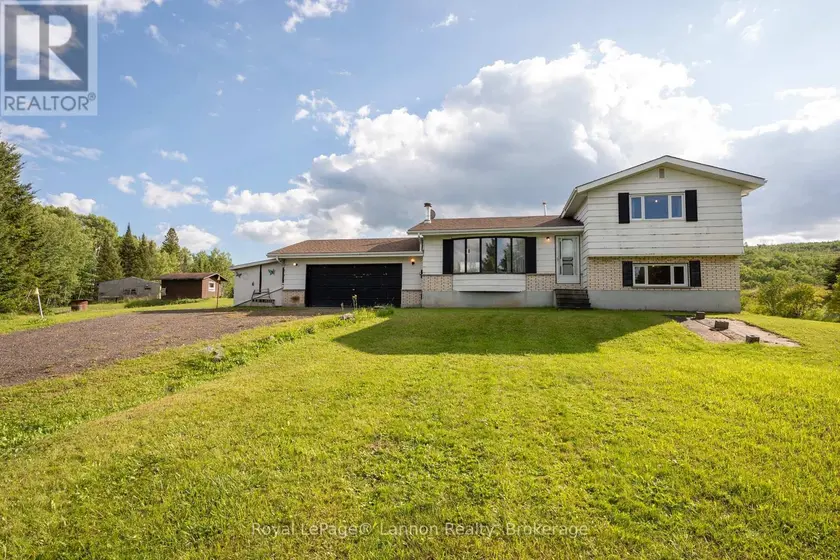 Detached at 6627 DAWSON ROAD, Thunder Bay Remote Area