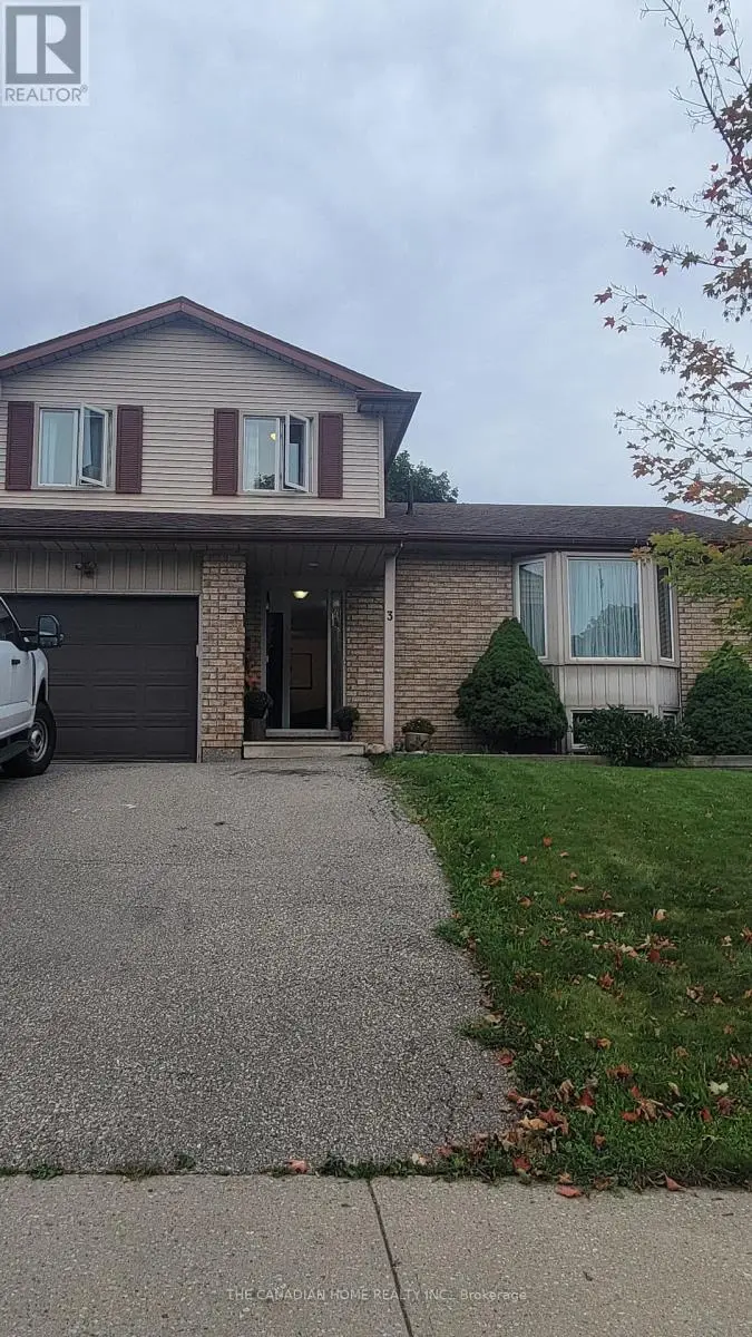 Detached at 3 DUNHILL CRESCENT N, Guelph