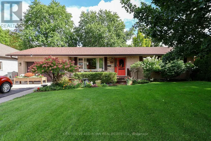 Detached at 359 OAK AVENUE, Strathroy-Caradoc