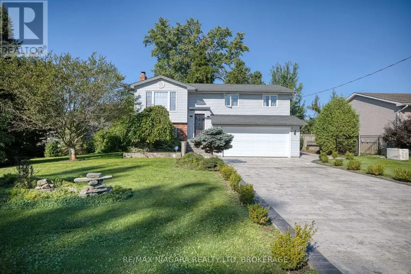 Detached at 31 PLEASANT AVENUE S, Fort Erie